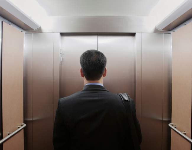 7 mitos o creencias populares sobre los ascensores