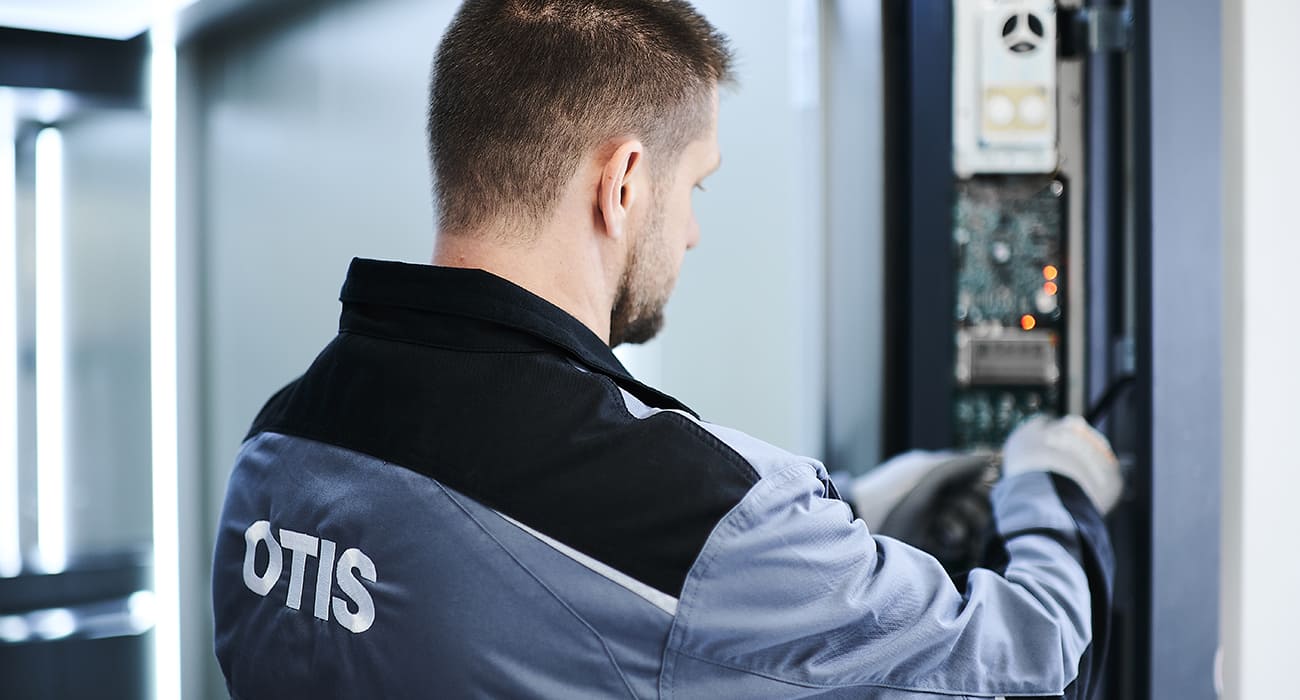 Qual a frequência ideal para a manutenção de elevadores?